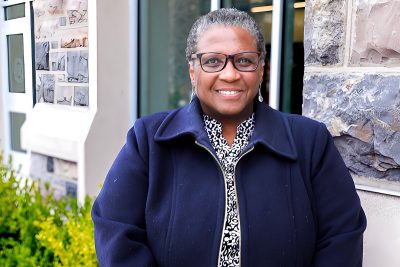 Hla Tlou, Contractual Services